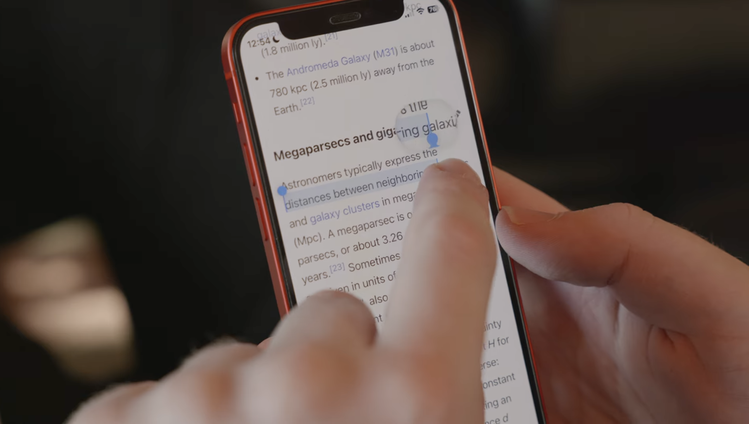 iPhone med Liquid Glass